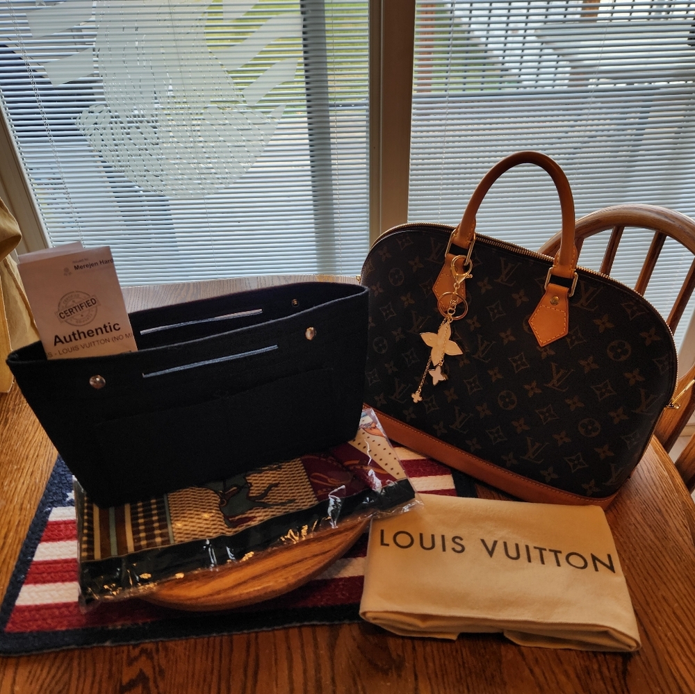 Louis Vuitton Alma Handbag Bundle - Picture 2 of 10